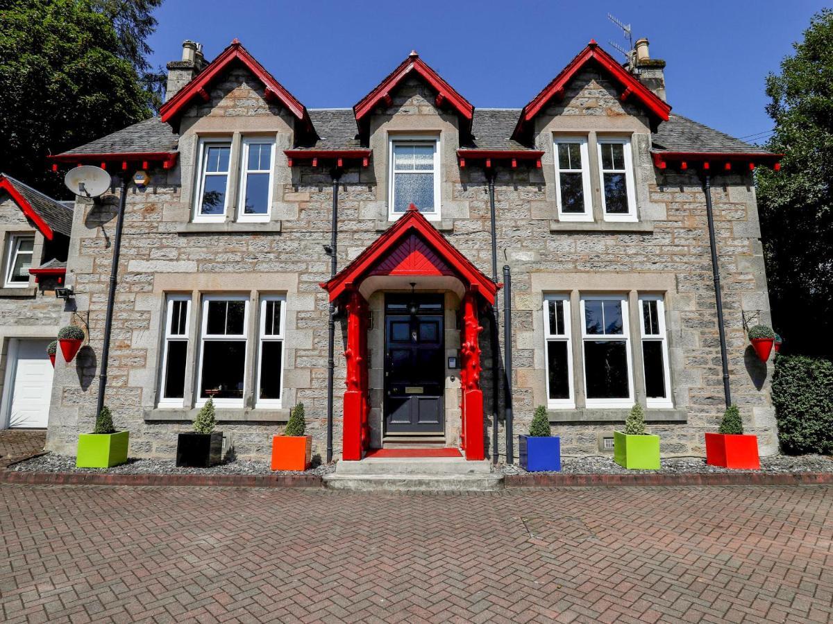 Roseburn Villa Pitlochry Eksteriør bilde
