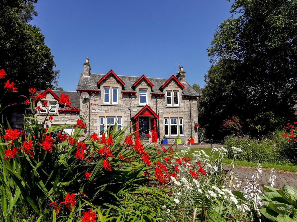Roseburn Villa Pitlochry Eksteriør bilde